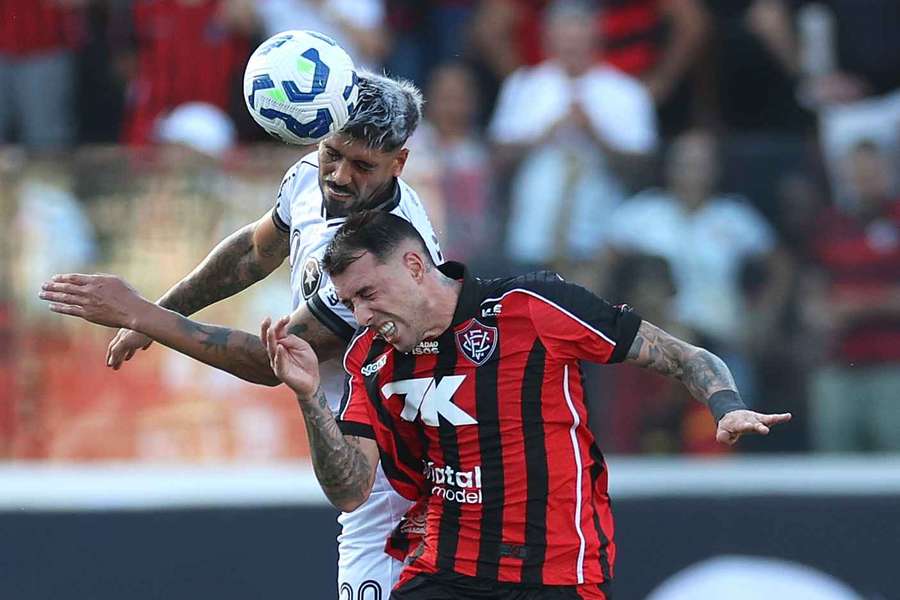 Vitória e Botafogo empataram no Barradão Vitória e Botafogo empataram no Barradão