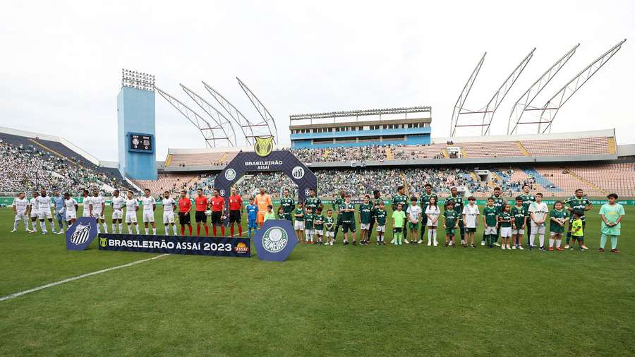 Público fraco para o bom clássico na Arena Barueri