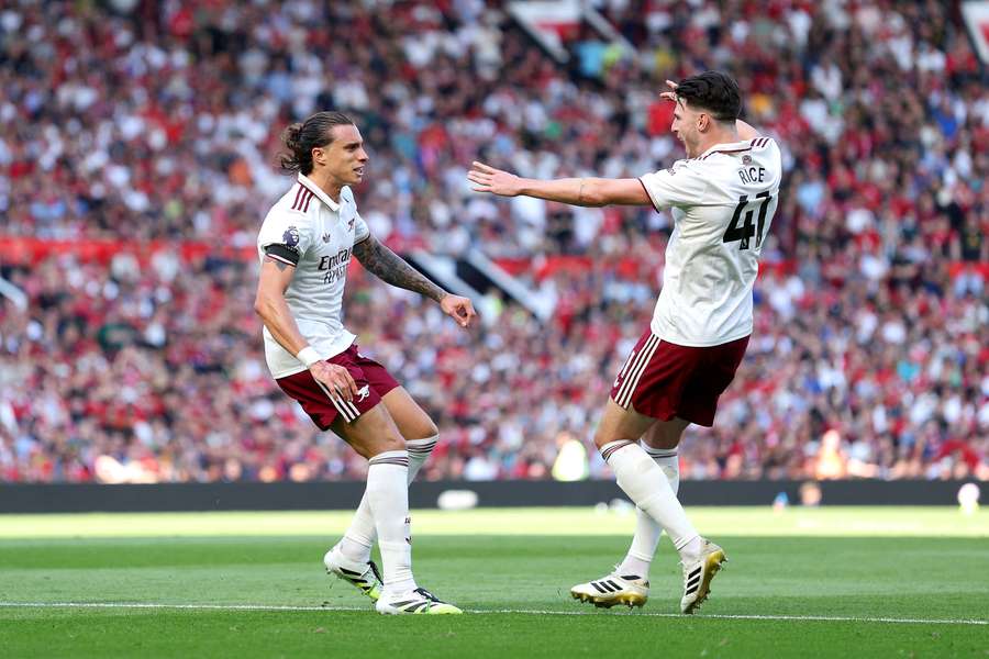 Riccardo Calafiori et Declan Rice