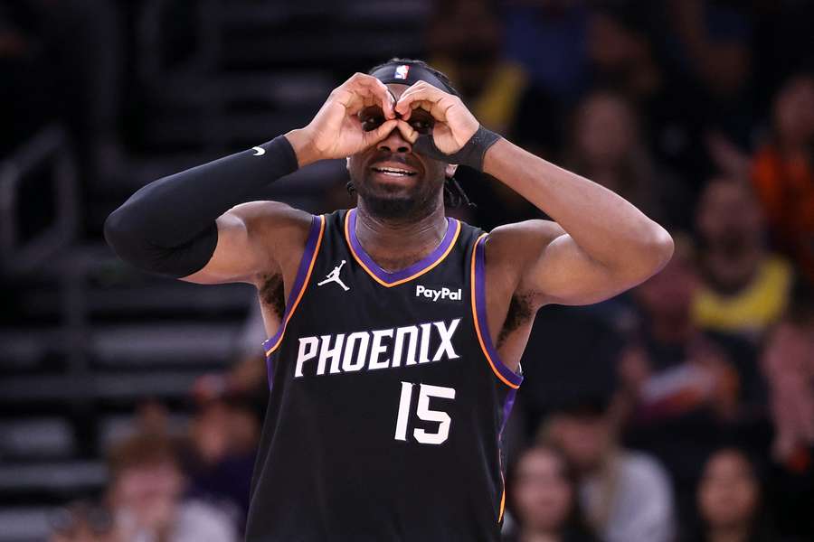 Mark Williams, clave en los Suns