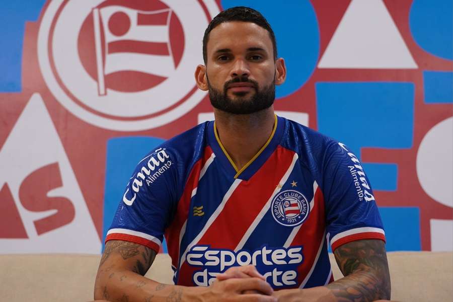 Willian José, presentado con su nuevo club.