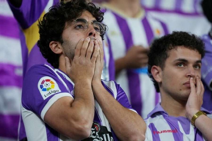 Os adeptos do Valladolid em choque após a despromoção à segunda divisão