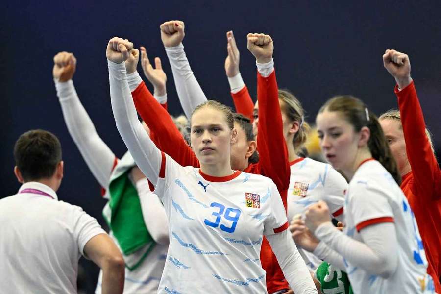 Češky slaví vítězný závěr turnaje. Češky slaví vítězný závěr turnaje.