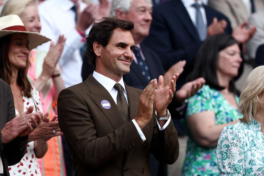 Federer fará jogo exibição ao lado de Andy Roddick, Andre Agassi e John McEnroe Federer fará jogo exibição ao lado de Andy Roddick, Andre Agassi e John McEnroe