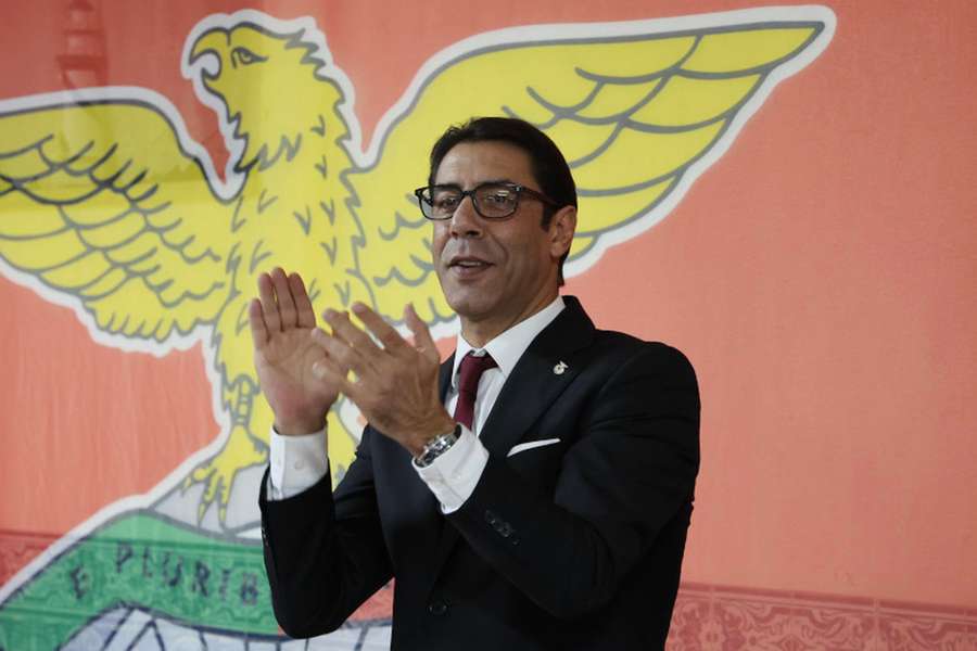 Rui Costa falou aos adeptos