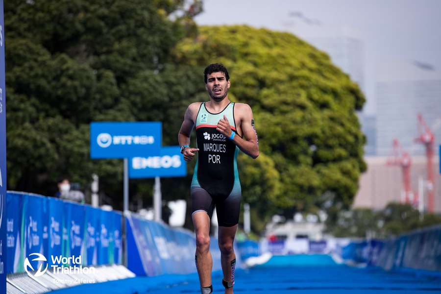 Filipe Marques conquistou a medalha de bronze na classe adaptada PTS5 Filipe Marques conquistou a medalha de bronze na classe adaptada PTS5