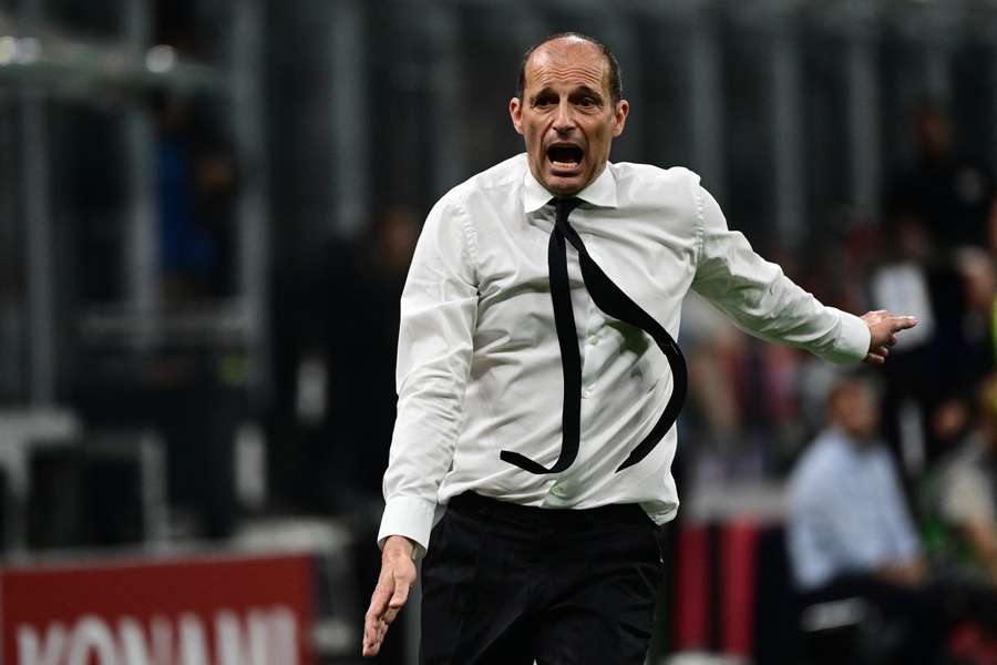 Allegri nahradí Conteho. Allegri nahradí Conteho.