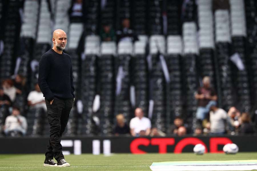 Pep Guardiola, treinador do Manchester City