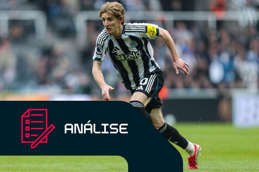 Anthony Gordon, do Newcastle, em ação Anthony Gordon, do Newcastle, em ação