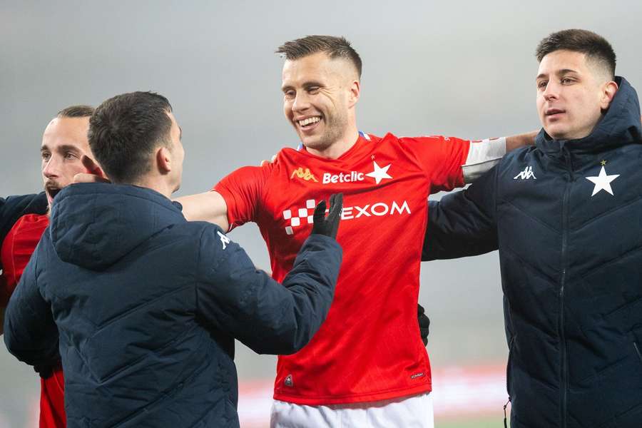 ŁKS Łódź dzieli się punktami z Wisłą Kraków w ostatnim meczu roku