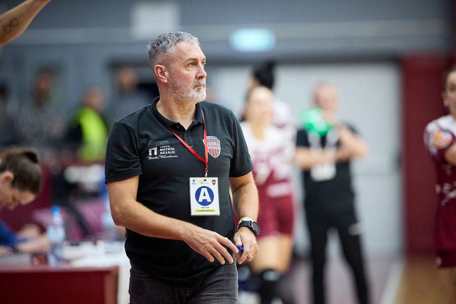 Antrenorul Gloriei Bistrița, Carlos Viver Antrenorul Gloriei Bistrița, Carlos Viver