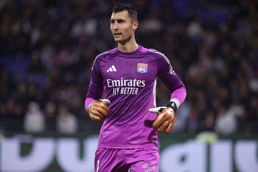 Dominik Greif sa blysol asistenciou pri remíze 3:3 svojho Lyonu.