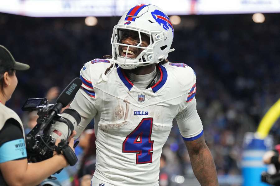 Bills running back James Cook celebrates a touchdown (2024)