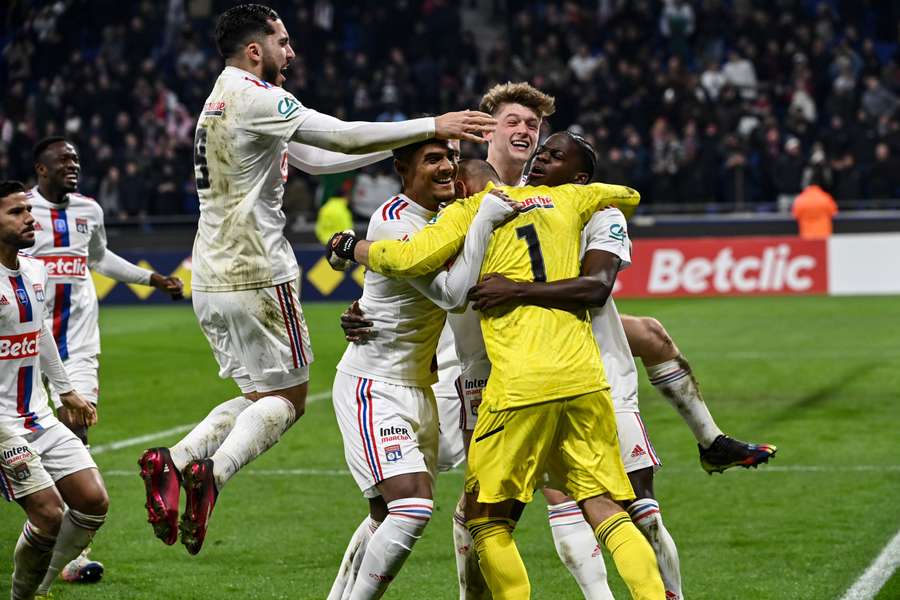 Lyon po karnych eliminuje Lille i przechodzi do ćwierćfinału Pucharu Francji