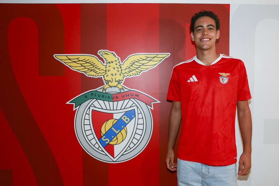 Tomás Natário vai para a terceira época no Benfica Tomás Natário vai para a terceira época no Benfica