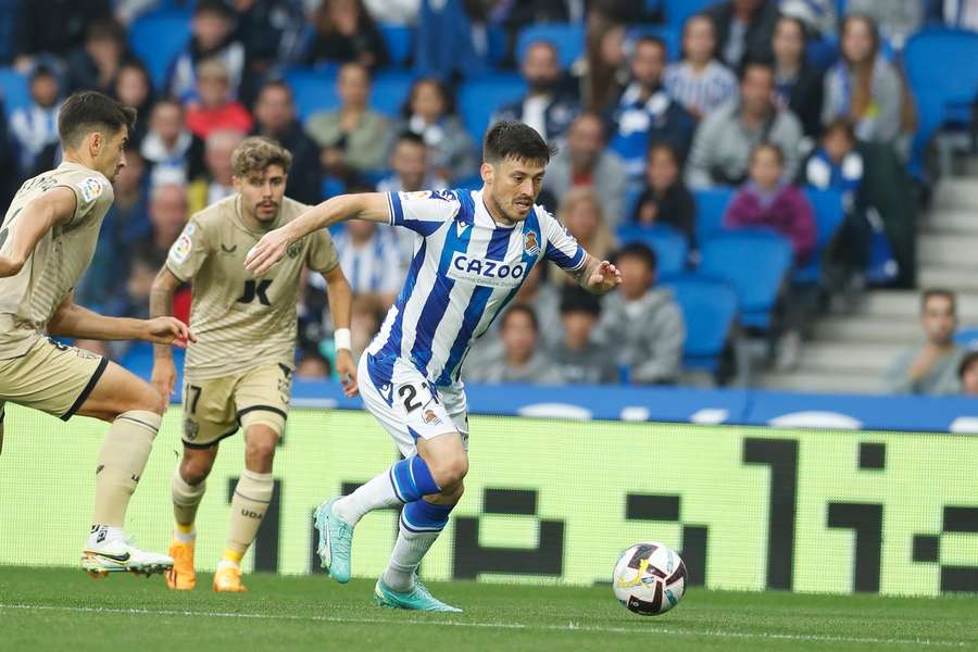 David Silva și-a anunțat retragerea din fotbal după s-a accidentat la genunchi