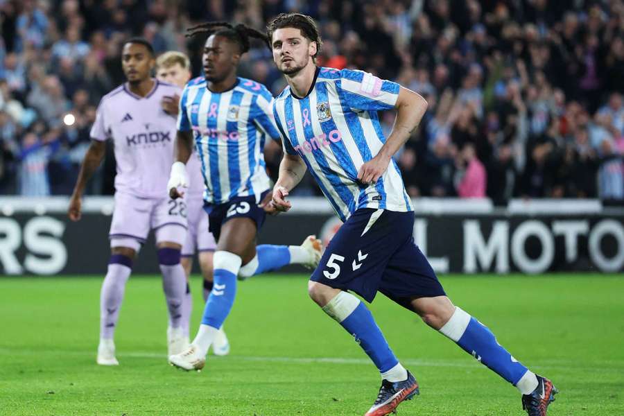 El Coventry suma los tres puntos en casa