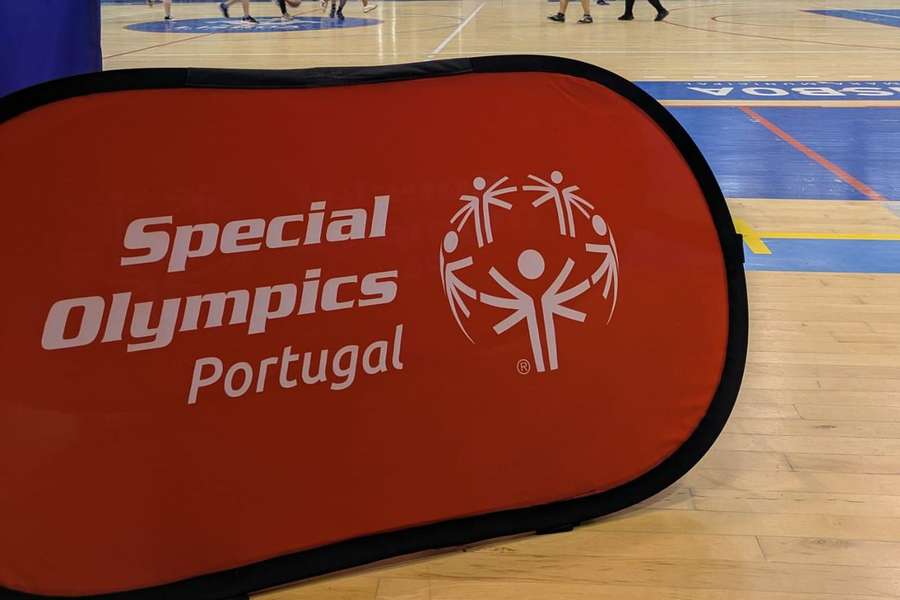 Special Olympics são destinados a pessoas com deficiência intelectual Special Olympics são destinados a pessoas com deficiência intelectual