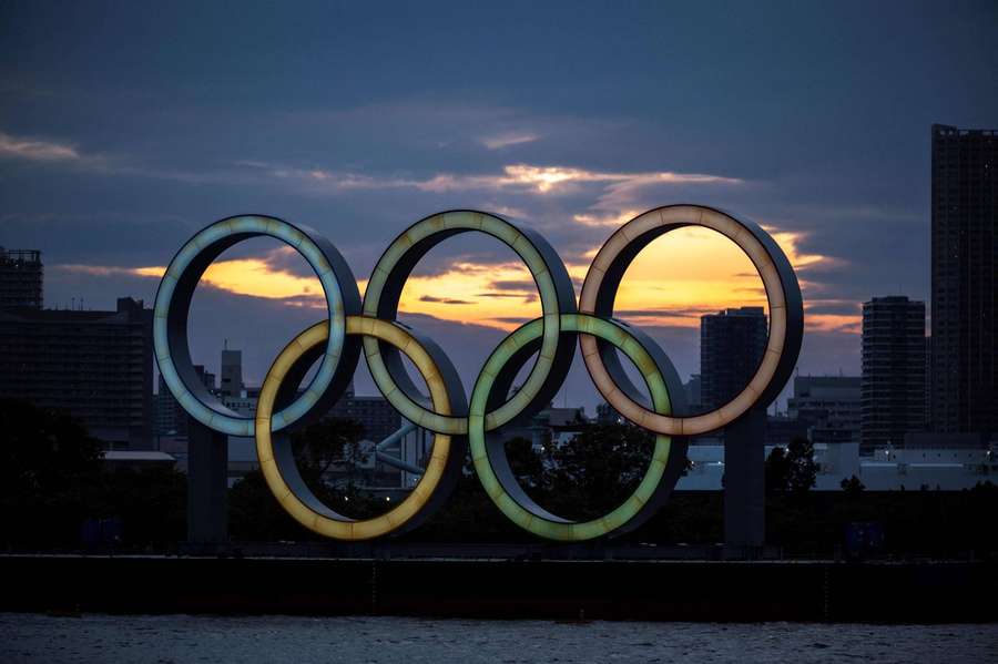 Em abril, o Japão tinha já anunciado a intenção de adiar por quatro anos a candidatura aos Jogos Olímpicos de Inverno de 2030