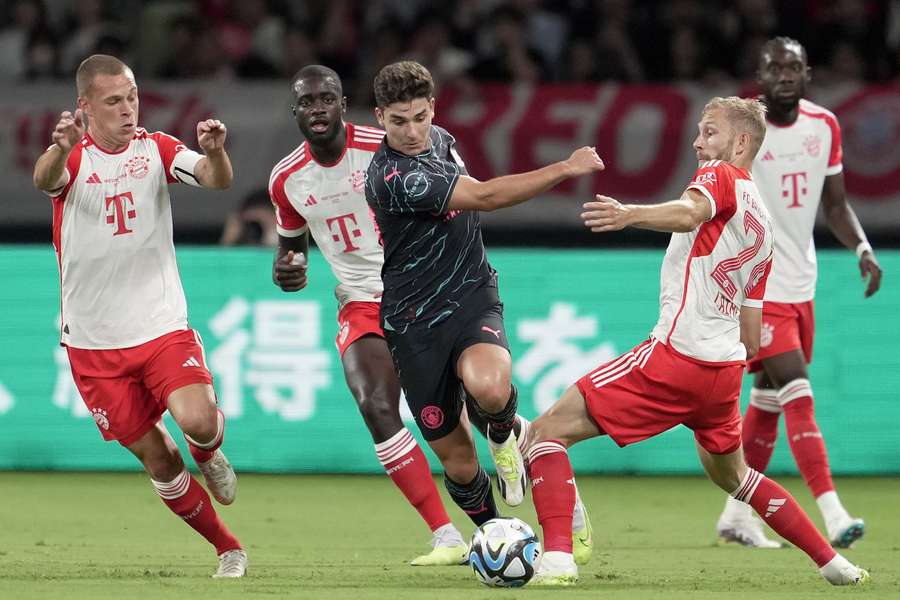 Manchester City heeft woensdag in het Japanse Tokio een oefenwedstrijd tegen Bayern München gewonnen