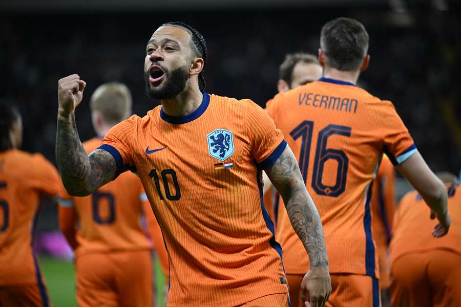 Memphis Depay v závěrečné nominaci nechybí.