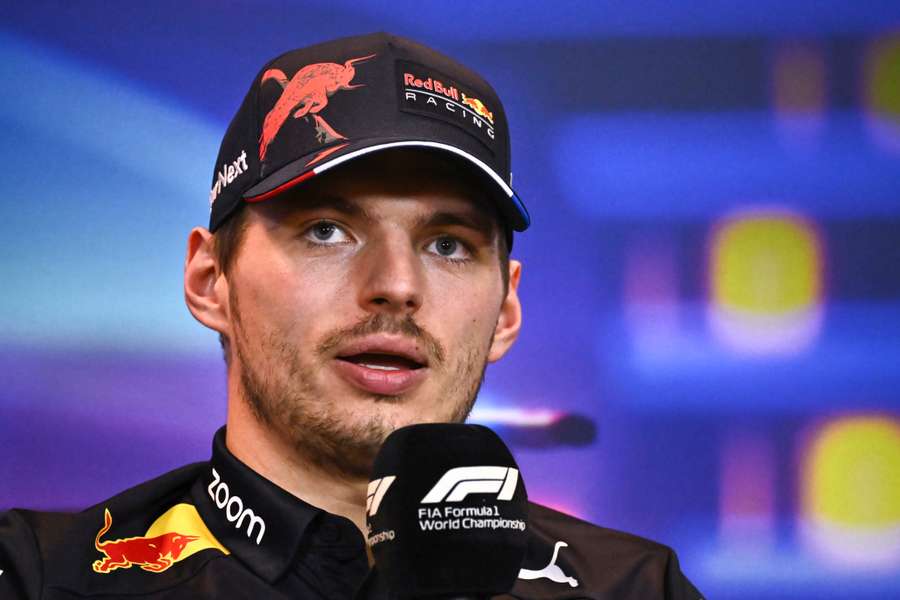 Verstappen: " Se têm problemas comigo, tudo bem, mas não vão atrás da minha família, isso é inaceitável"