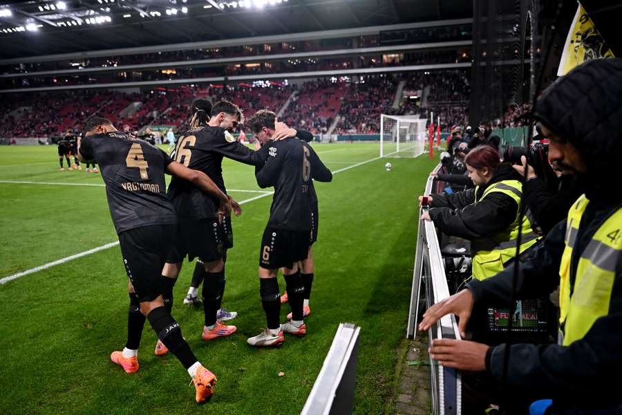 Karazor decidió el partido contra el Mainz con su gol para el 2:0 Karazor decidió el partido contra el Mainz con su gol para el 2:0
