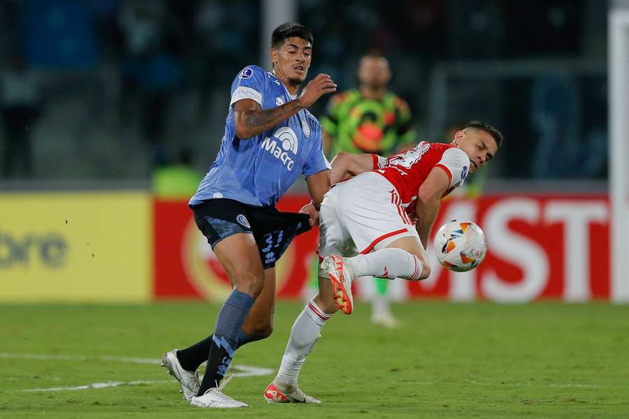 Mariano Troilo, central argentino de 22 anos do Belgrano
