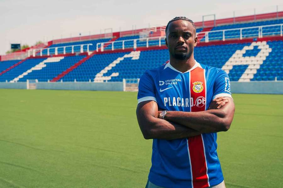 Mofe Jemide anunciado no Alverca Mofe Jemide anunciado no Alverca
