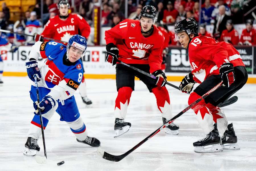 Slováci na Kanadu nevyzreli. Slováci na Kanadu nevyzreli.