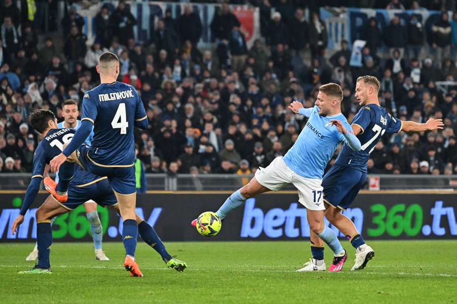 La Lazio rate la troisième place après son match nul à Vérone