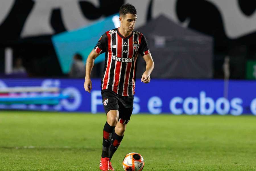 São Paulo de Oscar vem de derrota contra o Santos