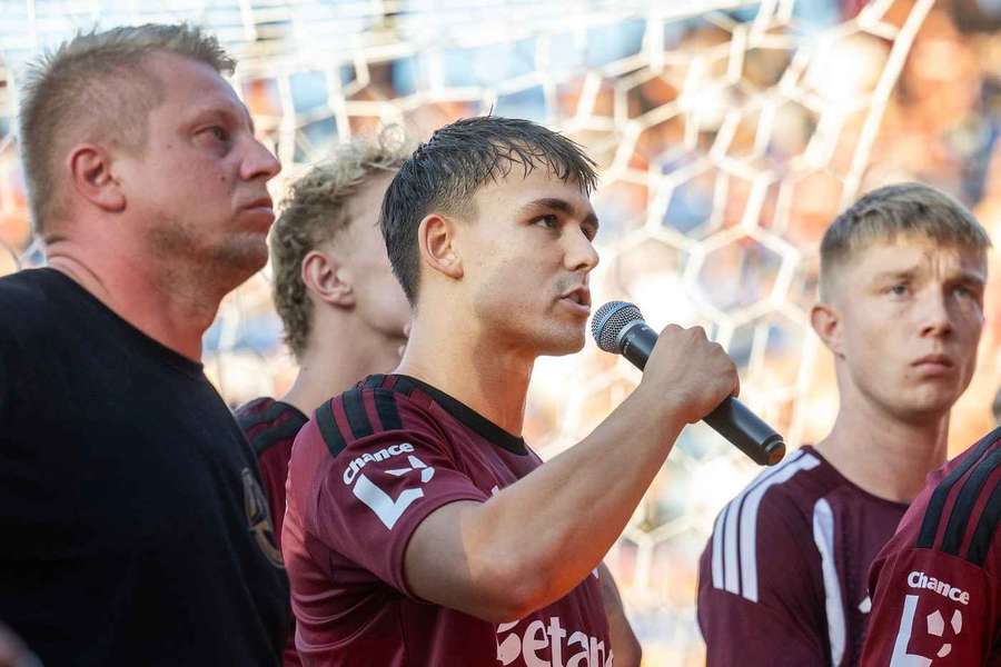 Matěj Jurásek se omluvil sparťanskému kotli za výroky z minulosti.