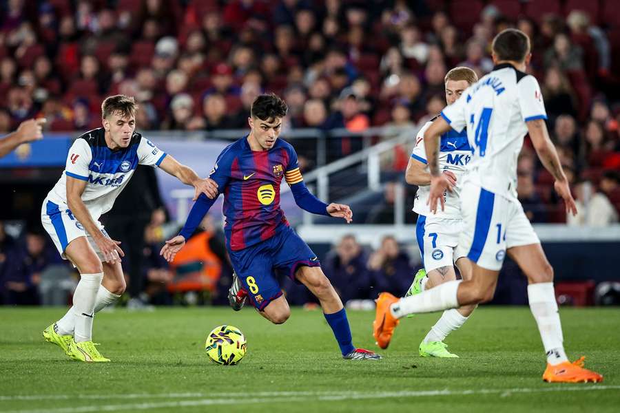 Dónde ver el Alavés-Barcelona en TV y online, alineaciones y previa Dónde ver el Alavés-Barcelona en TV y online, alineaciones y previa