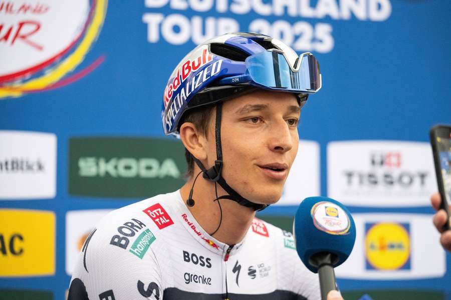 Lipowitz kämpft um Tour de France. Lipowitz kämpft um Tour de France.