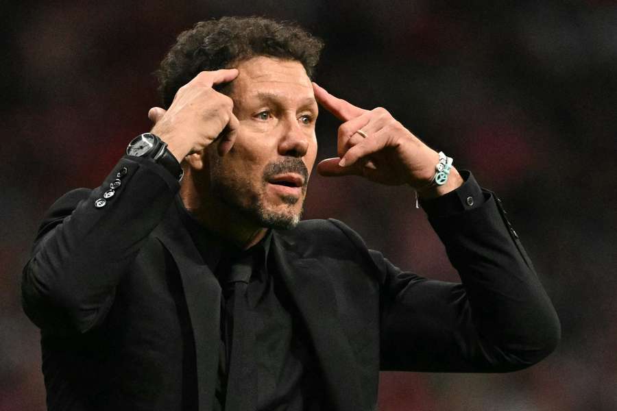 Simeone pediu calma aos torcedores do Atlético de Madrid