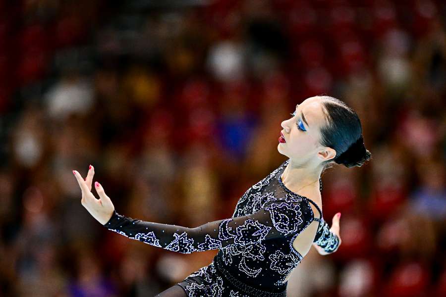 Madalena Costa é bicampeã do Mundo de juniores em patinagem livre