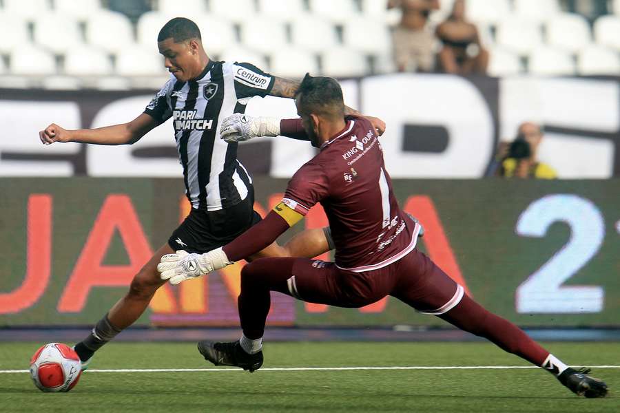 Botafogo não depende somente de si para chegar às semis do Carioca