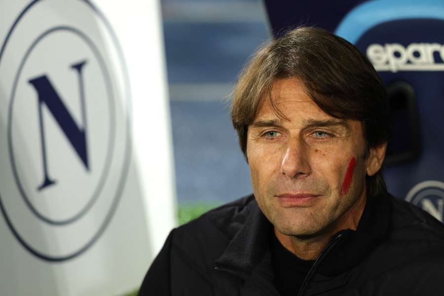 Conte dismisses Napoli exit talk after president’s controversial post Conte dismisses Napoli exit talk after president’s controversial post