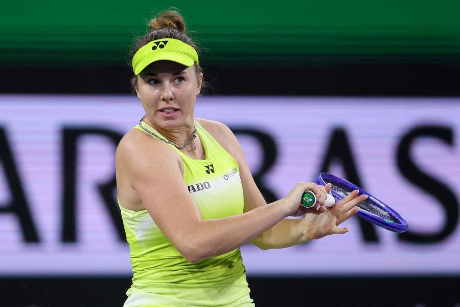 Linda Nosková začala ve Stuttgartu úspěšným obratem. Linda Nosková začala ve Stuttgartu úspěšným obratem.