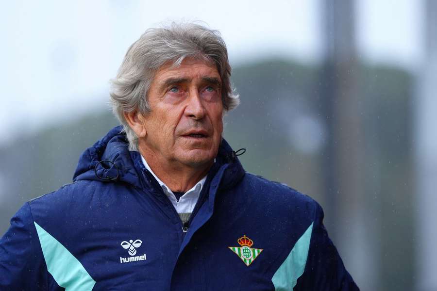 Manuel Pellegrini treina o Betis há quatro temporadas