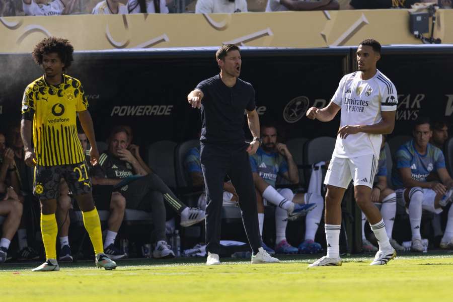 Real Madrid, în semifinalele CMC