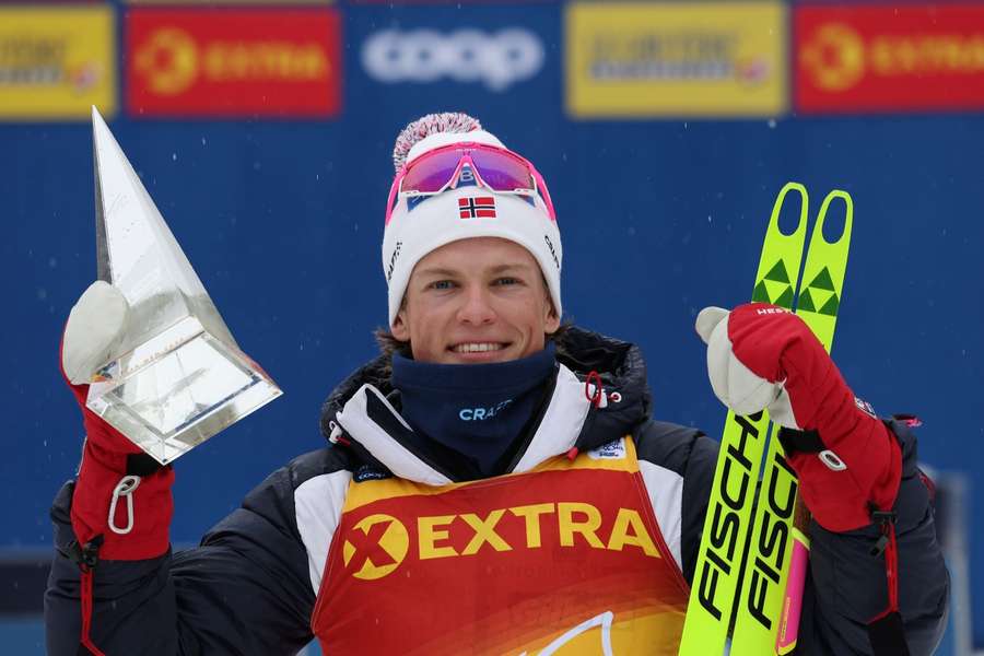 Celkový víťaz Tour de Ski - Johannes Hösflot Kläbo.