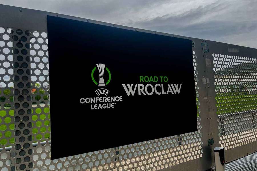 Wrocławskie lotnisko przygotowane na finałową inwazję. "Będą dodatkowe 62 połączenia"