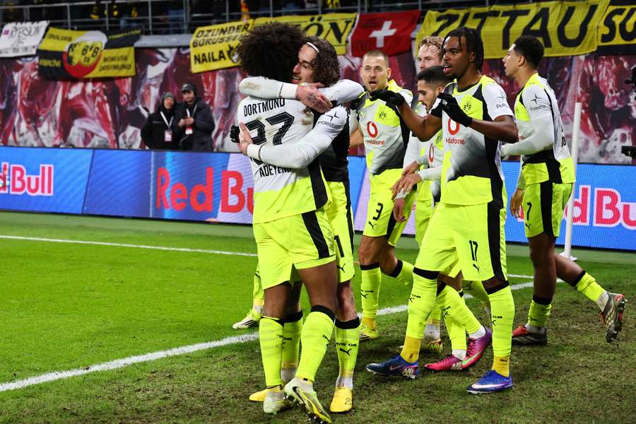 In der Nachspielzeit rettete Fabio Silva dem BVB ein Unentschieden in Leipzig