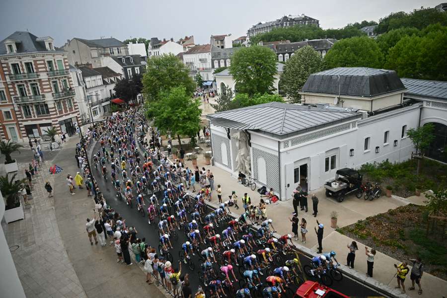 Le peloton ce mercredi. Le peloton ce mercredi.