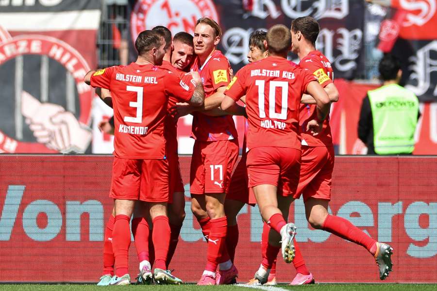Holstein Kiel darf weiter vom Bundesliga-Aufstieg träumen