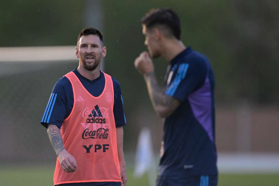 Messi ainda será avaliado pelo departamento médico da Argentina