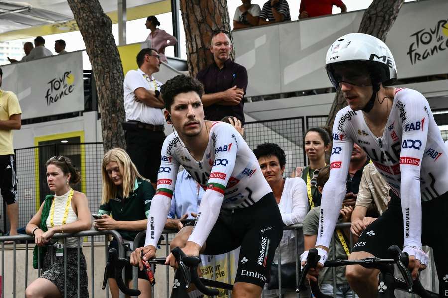 Almeida e Yates lado a lado