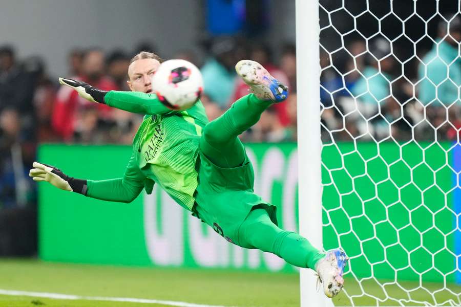 Safonov chytil štyri penalty hráčom Flamenga vo finále Interkontinentálneho pohára.